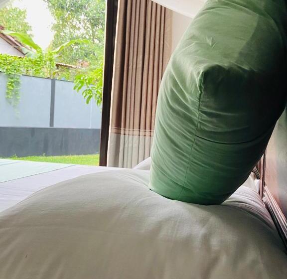 Apartamento 1 Dormitório com Sacada, Sun White Villa