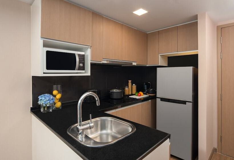 Апартаменты Deluxe 2 Спальни, Citadines Sukhumvit 8 Bangkok