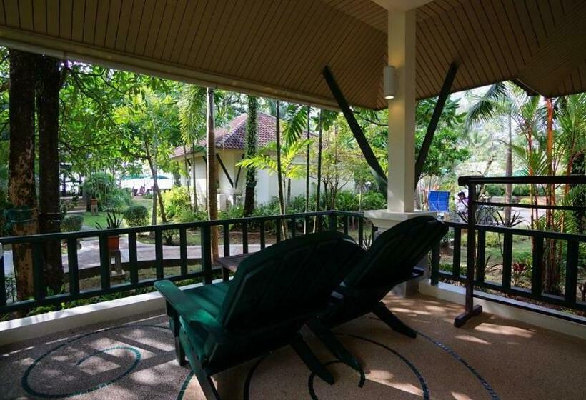 デラックスビラの１ベッドルーム, Baan Khaolak Beach Resort