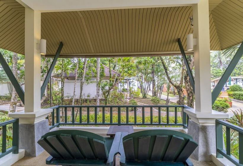 デラックスビラの１ベッドルーム, Baan Khaolak Beach Resort