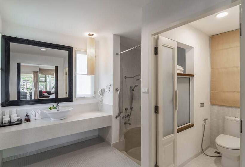 デラックスビラの１ベッドルーム, Baan Khaolak Beach Resort