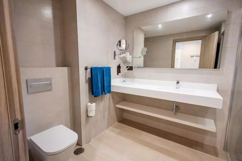اتاق لوکس با چشمانداز دریاچه, Cinnamon Lodge Habarana