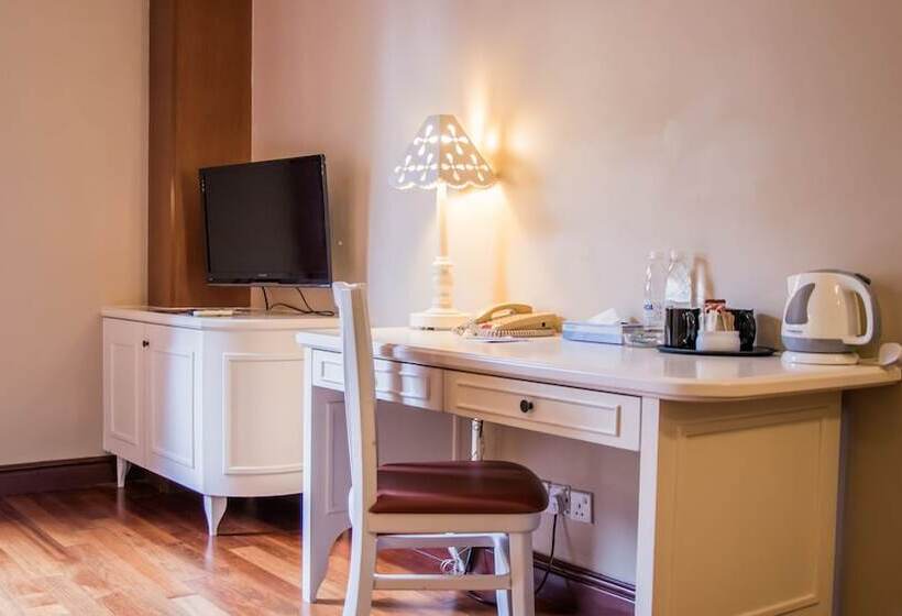Номер Superior, Colmar Tropicale