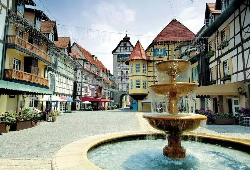 デラックスルーム, Colmar Tropicale