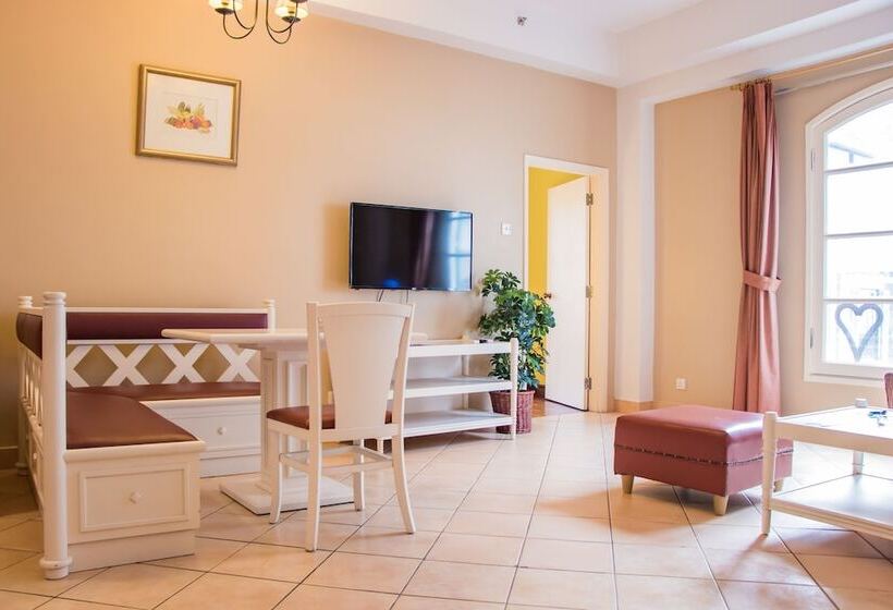 סוויטה, Colmar Tropicale