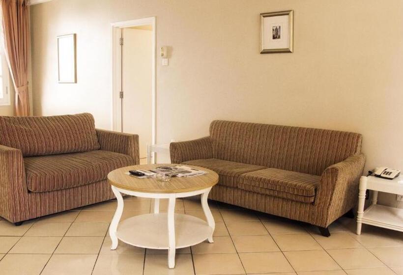 סוויטת 2 חדרי שינה, Colmar Tropicale