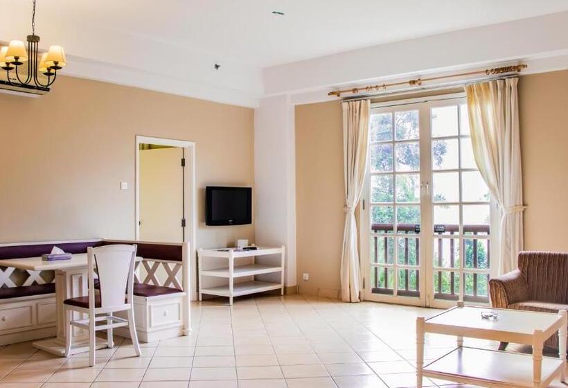 סוויטת 2 חדרי שינה, Colmar Tropicale