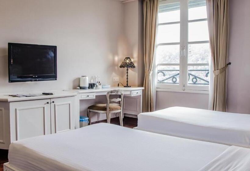 Номер Deluxe, Colmar Tropicale