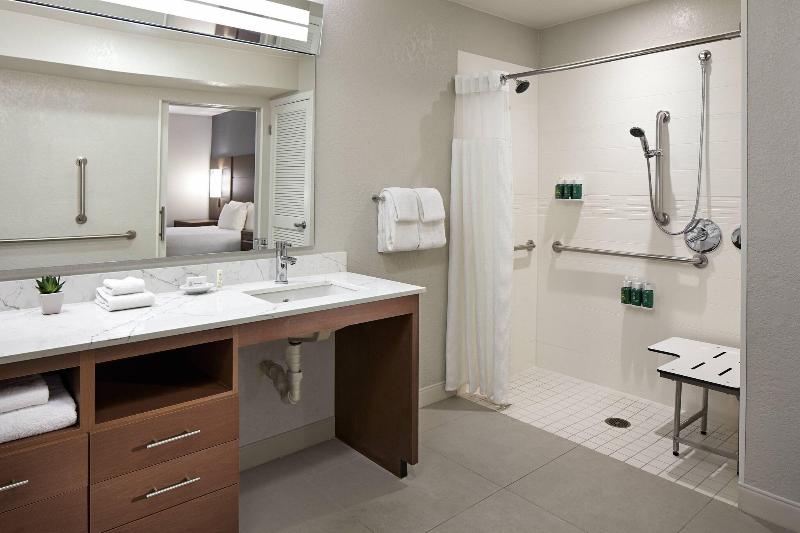 Номер Deluxe, Colmar Tropicale