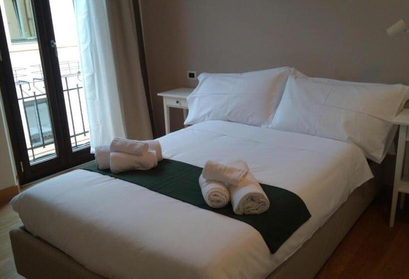 اتاق لوکس یک تخته, Colosseo Guest House