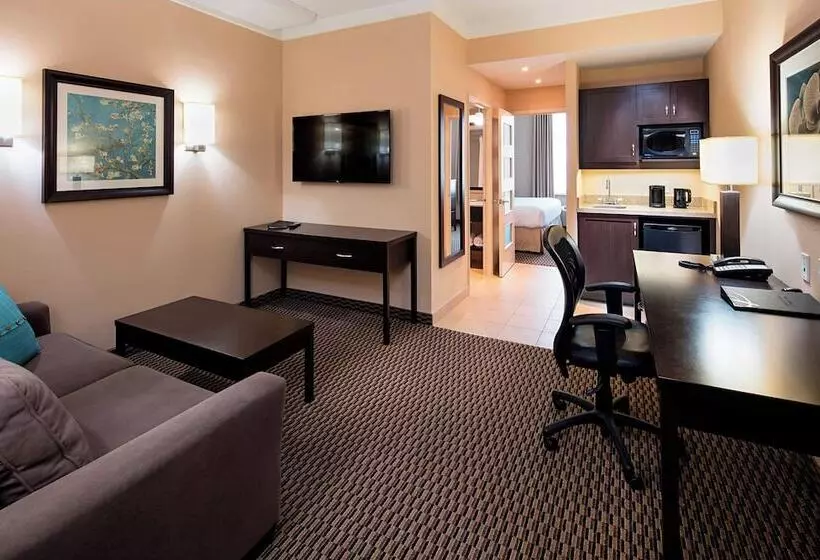 スイート, Delta Hotels By Marriott Guelph Conference Centre