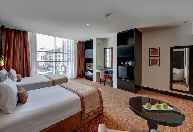 Номер Стандарт Адаптированный для Инвалидов, Holiday Inn Dubai Al Barsha, An Ihg