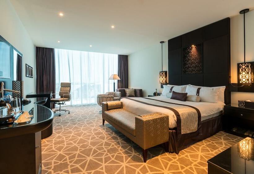 Люкс Вид на Город, Holiday Inn Dubai Al Barsha, An Ihg