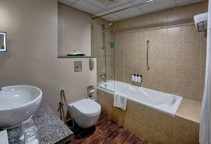 مجموعه ویستا شهر, Holiday Inn Dubai Al Barsha, An Ihg