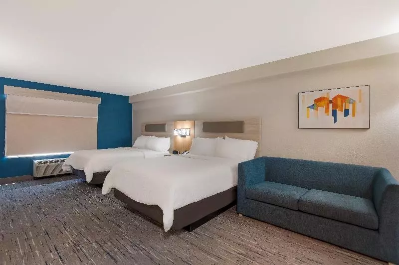 身障者適用スイートルーム, Holiday Inn Express & Suites Lexington, An Ihg