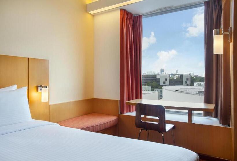 اتاق استاندارد سه نفره, Ibis Singapore On Bencoolen