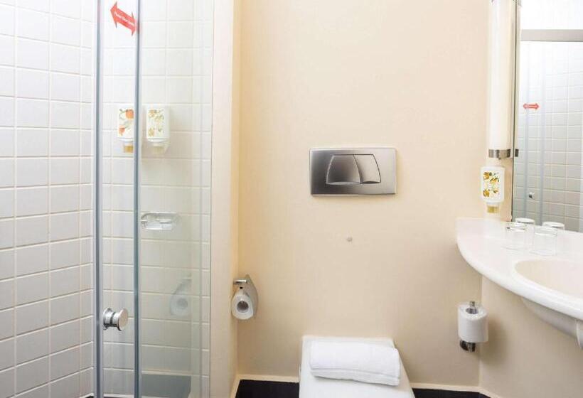 اتاق لوکس با تخت بزرگ, Ibis Singapore On Bencoolen