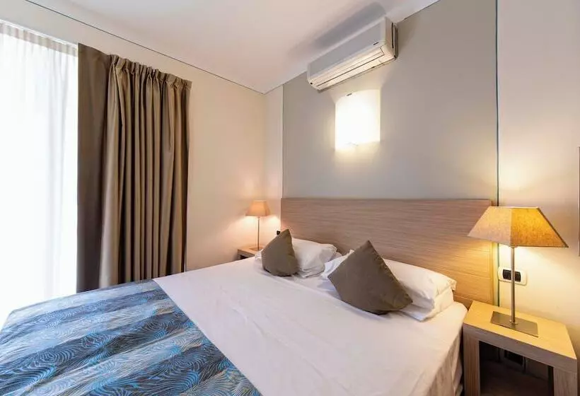 سوییت جونیور, Resort Lake Garda