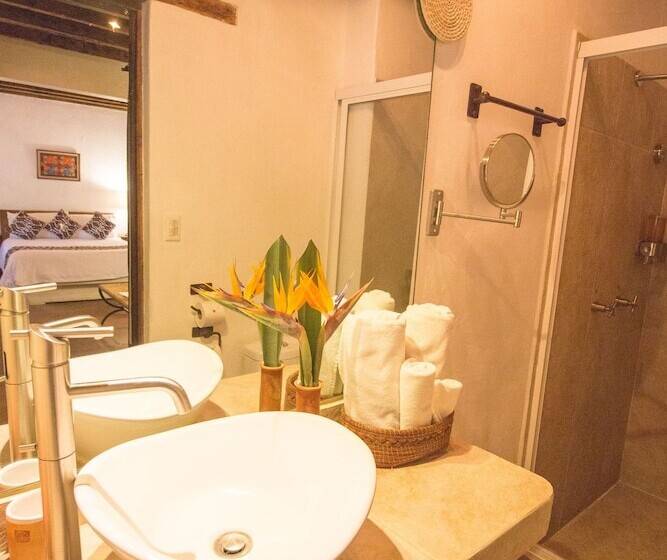 标准间, Mesón De Leyendas Breakfast & Downtown