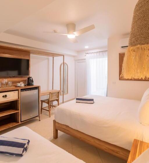 غرفة قياسية مزوَّدة بتراس, Santa Teresa By The Beach