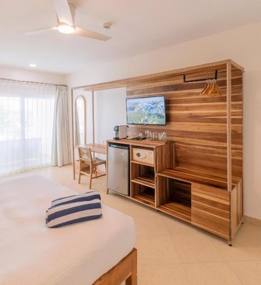 غرفة ديلوكس سرير كينج, Santa Teresa By The Beach