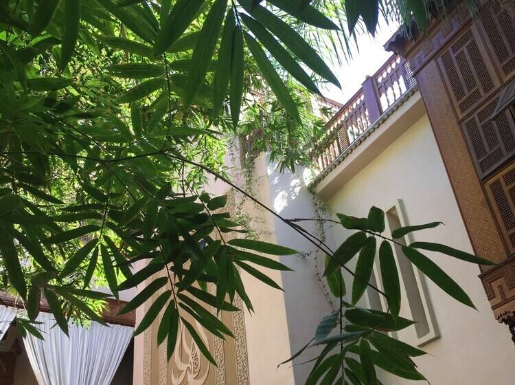 سوییت پرستیژ, Riad Flam & Spa