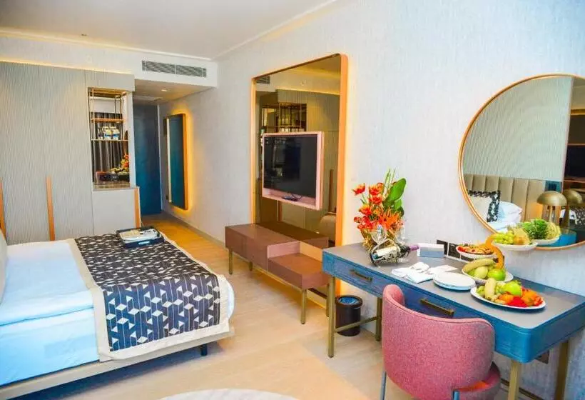 اتاق استاندارد, Rocks Hotel & Casino