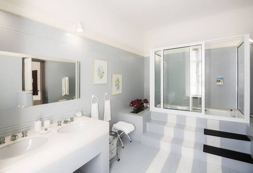 标准间, Vila Duparchy