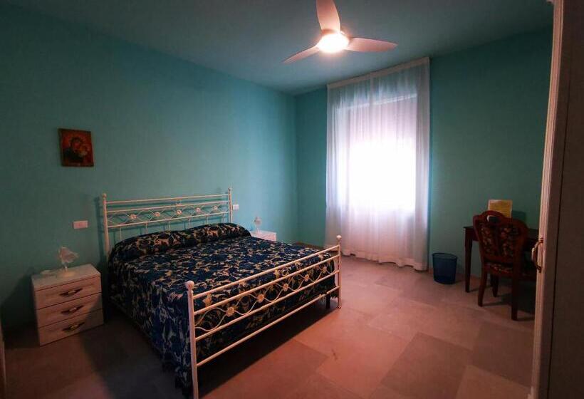 غرفة قياسية ثلاثية, B&b San Marco   Porta Maggiore