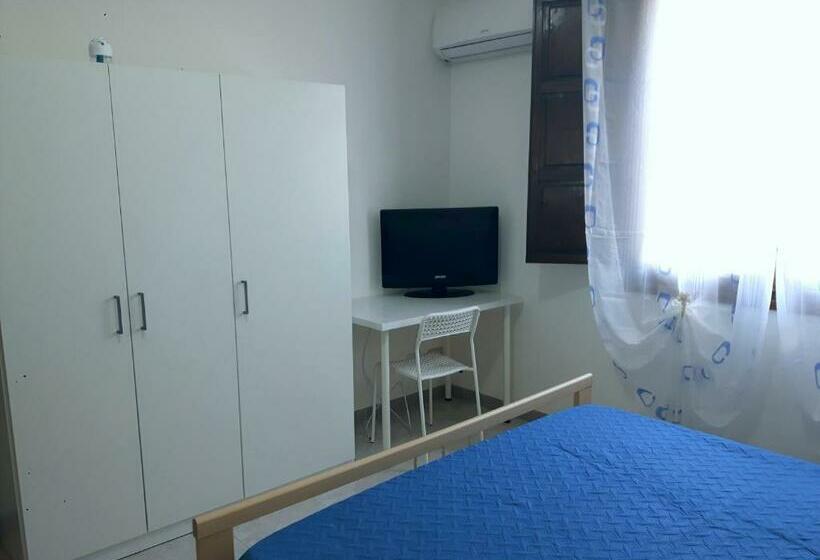 スタンダードスタジオ, Casa La Giada