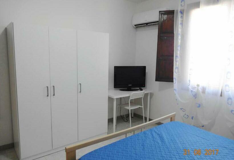 スタンダードスタジオ, Casa La Giada