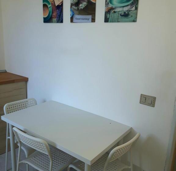 スタンダードスタジオ, Casa La Giada