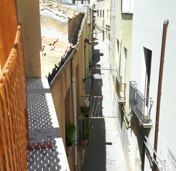 スタンダードスタジオ, Casa La Giada