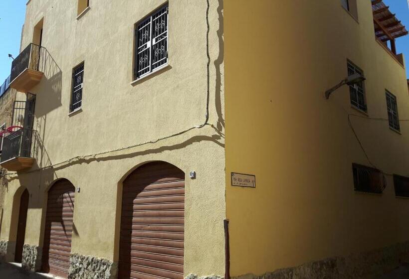 Студия Стандарт, Casa La Giada