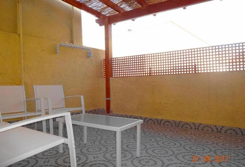 スタンダードスタジオ, Casa La Giada