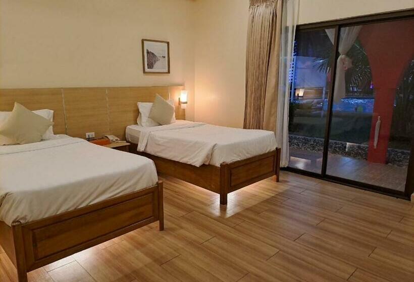 プールの見えるデラックスルーム, Pm Lake Mabprachan Pattaya