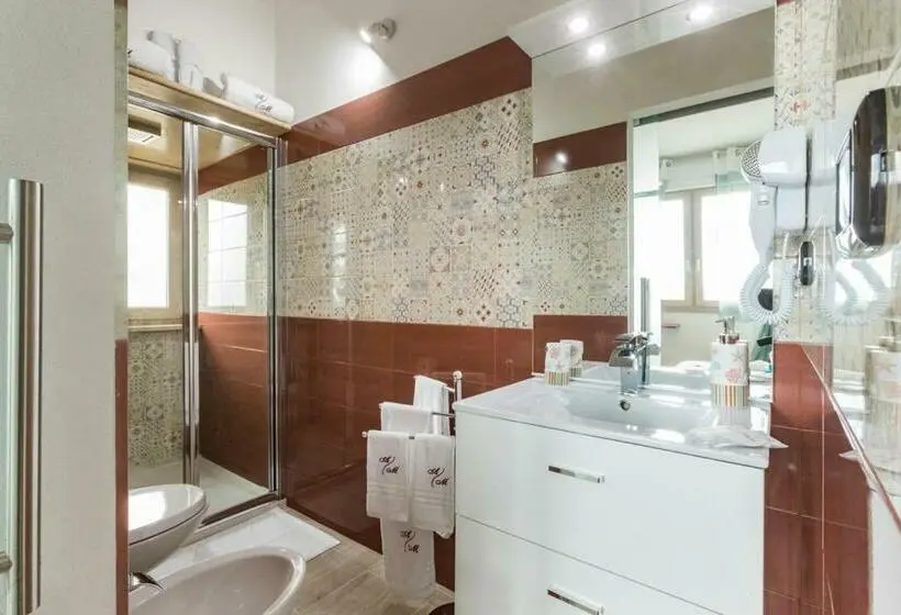 اتاق لوکس چهار تخته, B&b Annita   Porto Cesareo