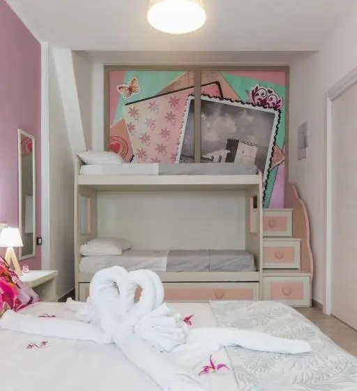 اتاق خانوادگی, B&b Annita   Porto Cesareo
