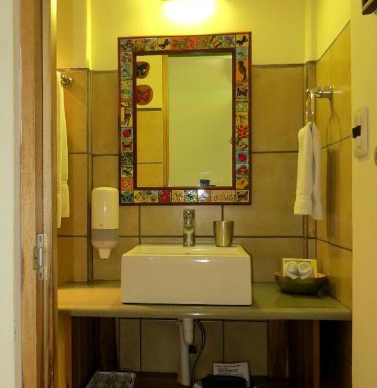 فيلا غرفتين نوم, Pura Vida