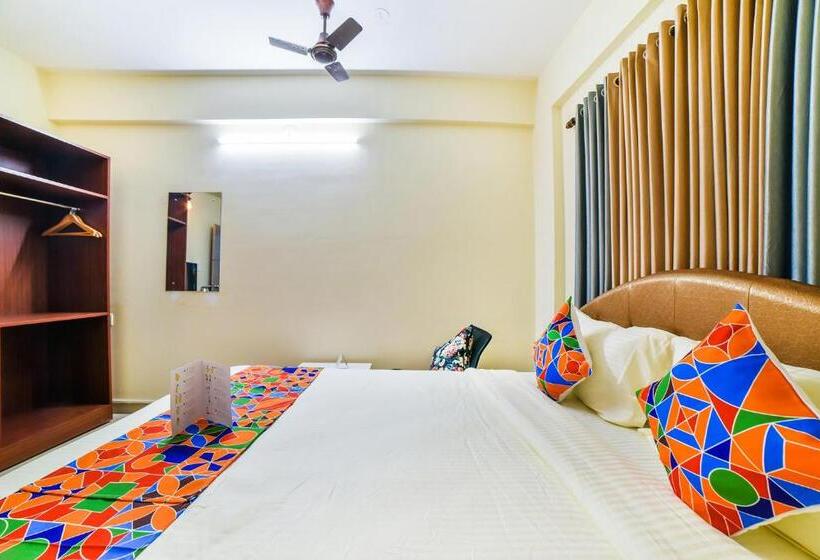 Quarto Deluxe, Fabhotel K7 Trends With Pool, Baga Beach   Nr Baga Beach
