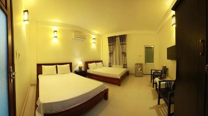 اتاق استاندارد چهار تخته, Sunrise Homestay