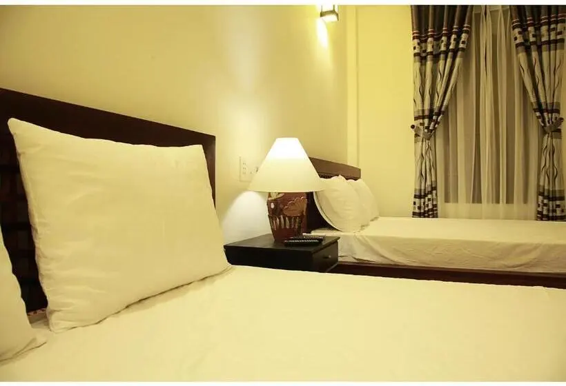 اتاق استاندارد چهار تخته, Sunrise Homestay