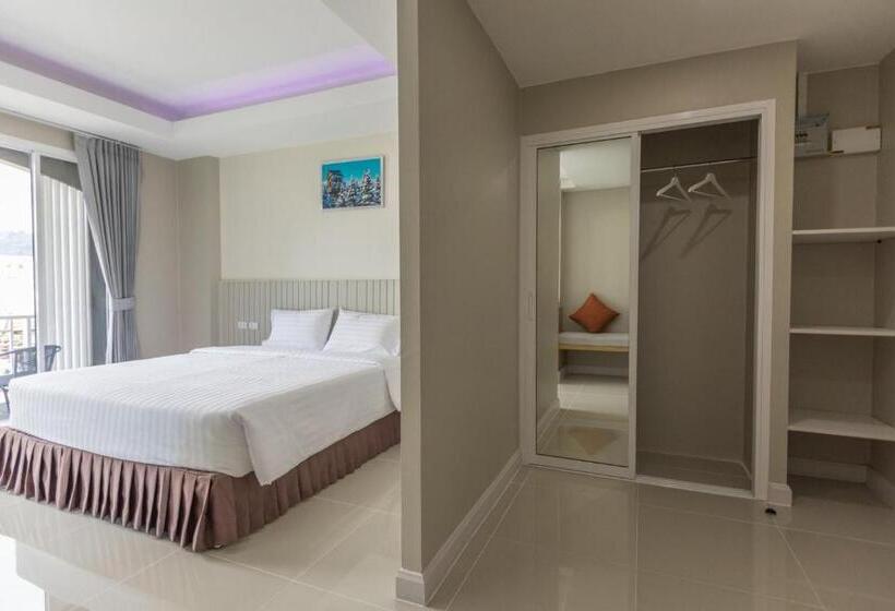 اتاق لوکس, The Royal P Phuket Sha Plus