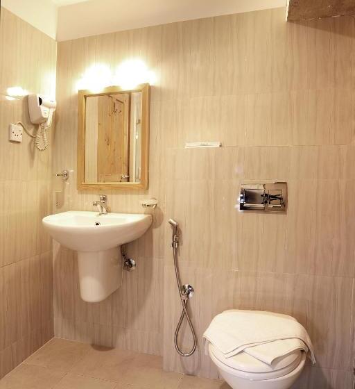 اتاق استاندارد با تخت بزرگ, Timila