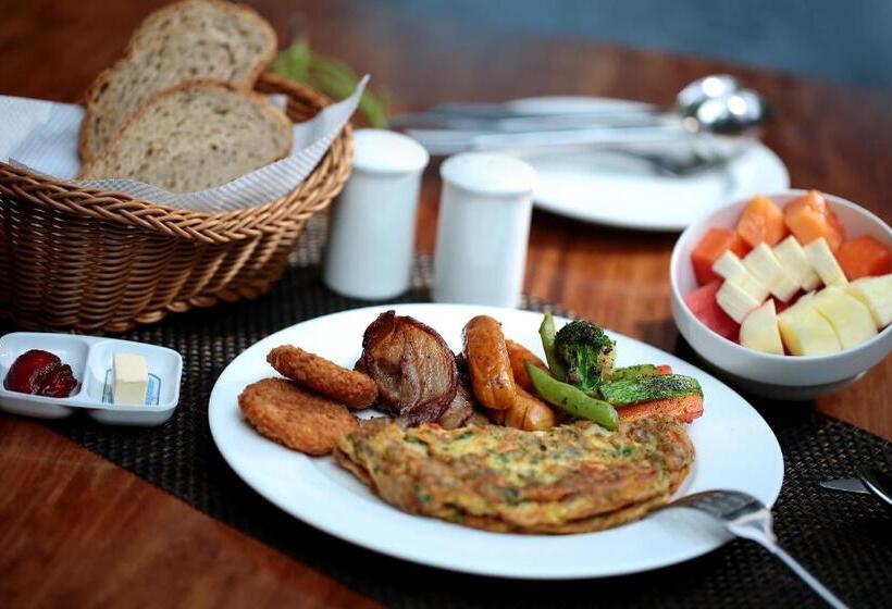 اتاق استاندارد با تخت بزرگ, Timila