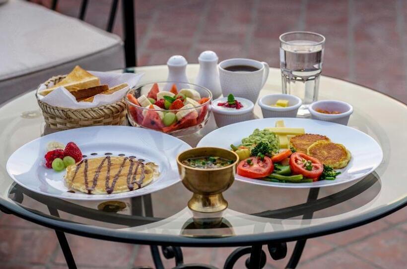 استودیوی استاندارد, Timila