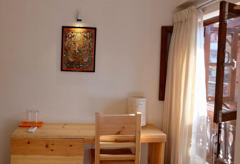 آپارتمان سوپریور 1 خوابه, Timila