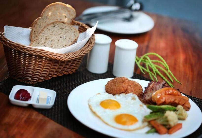 Suite with Terrace, Timila