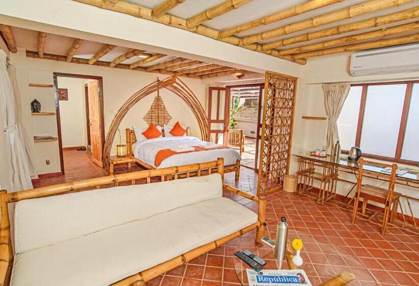 Suite with Terrace, Timila