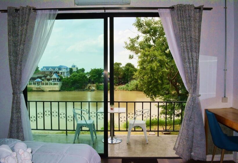 غرفة ديلوكس, Home Ayutthaya